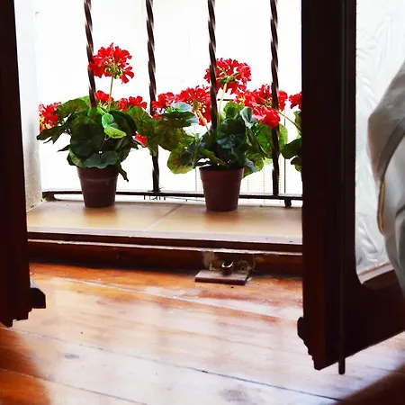 מלון Casa Escosa 2*